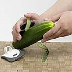 This vegetable peeler can be held in your palm