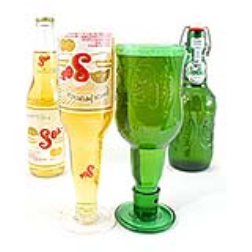 Beer bottles can be recycled as beer glasses