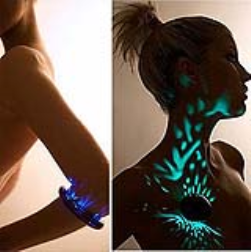 Aurora jewelry projects patterns of light onto your skin