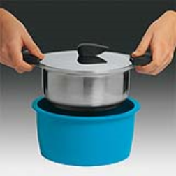 Cooking pot and insulating bowl can save up to 60% energy