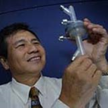 The counter flow heart pump combines two pumps in one