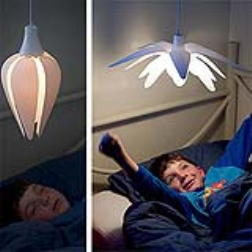 A lamp that opens and closes like a flower