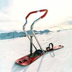 Snowboard type board which is hinged