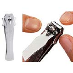 This three way clipper gives users options for how they hold the clippers and their fingers while clipping the nails