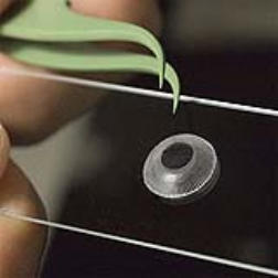 An artificial cornea is made of biomimetic hydrogels